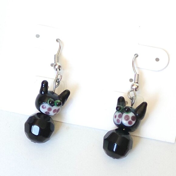 UNIQUE Cat Dangle Earrings Glass Bead Bauble Earrings - Picture 1 of 4